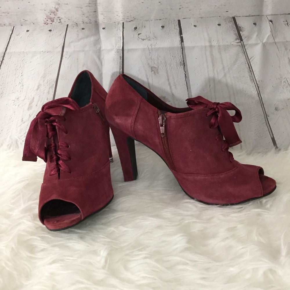 14th & Union Red Peep Toe Lace Up Ankle Heels 10M